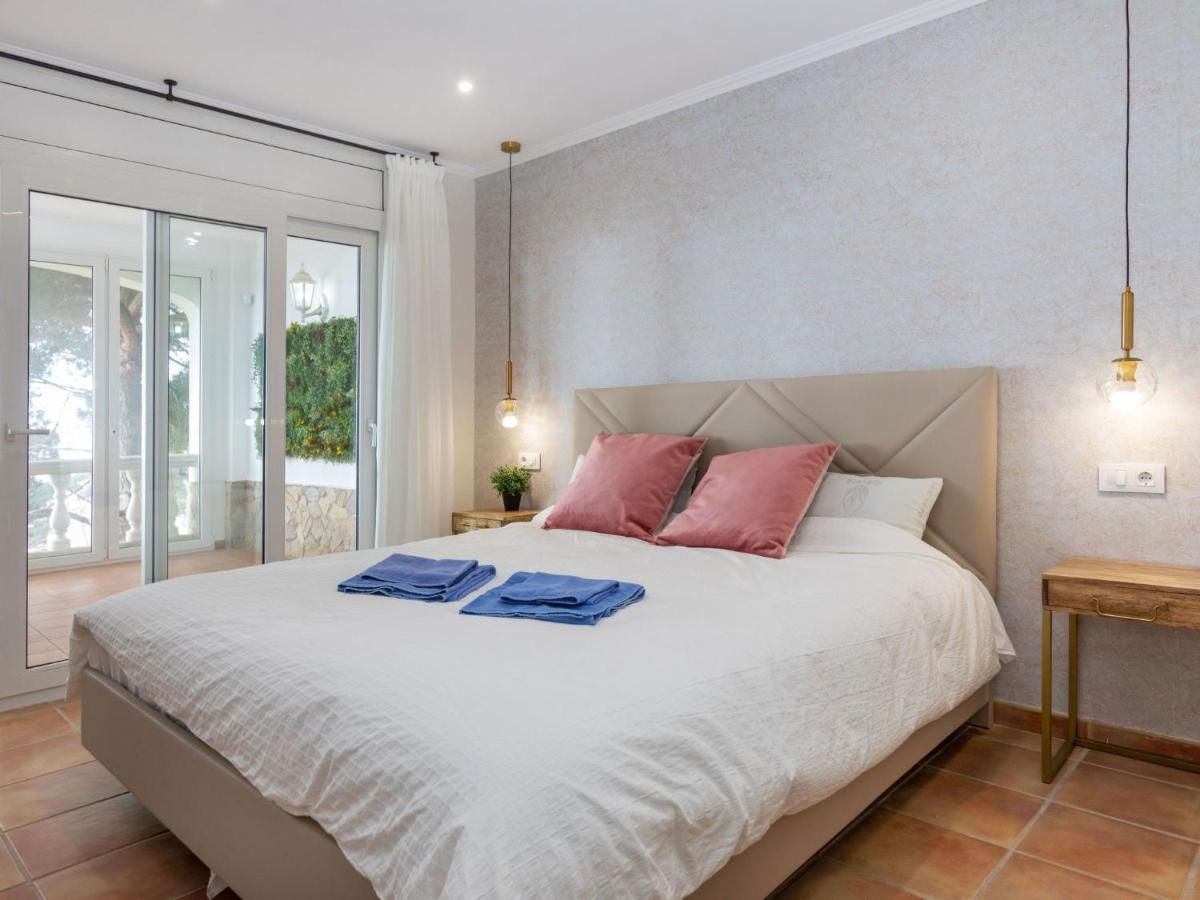 Panorama-2 By Interhome Villa