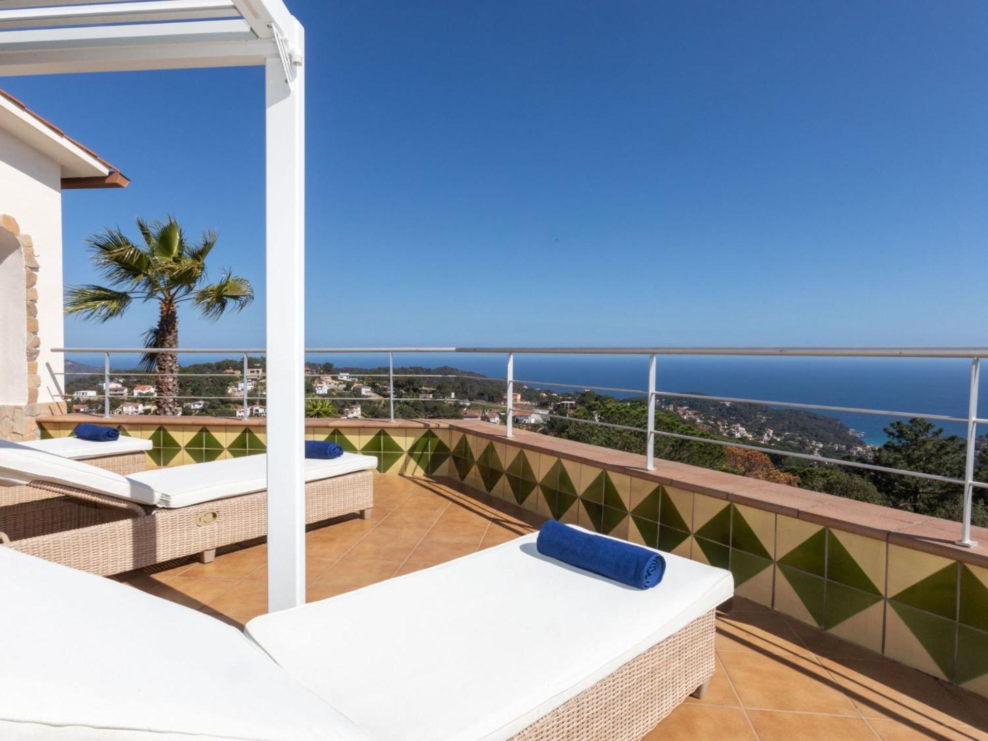 Panorama-2 By Interhome
