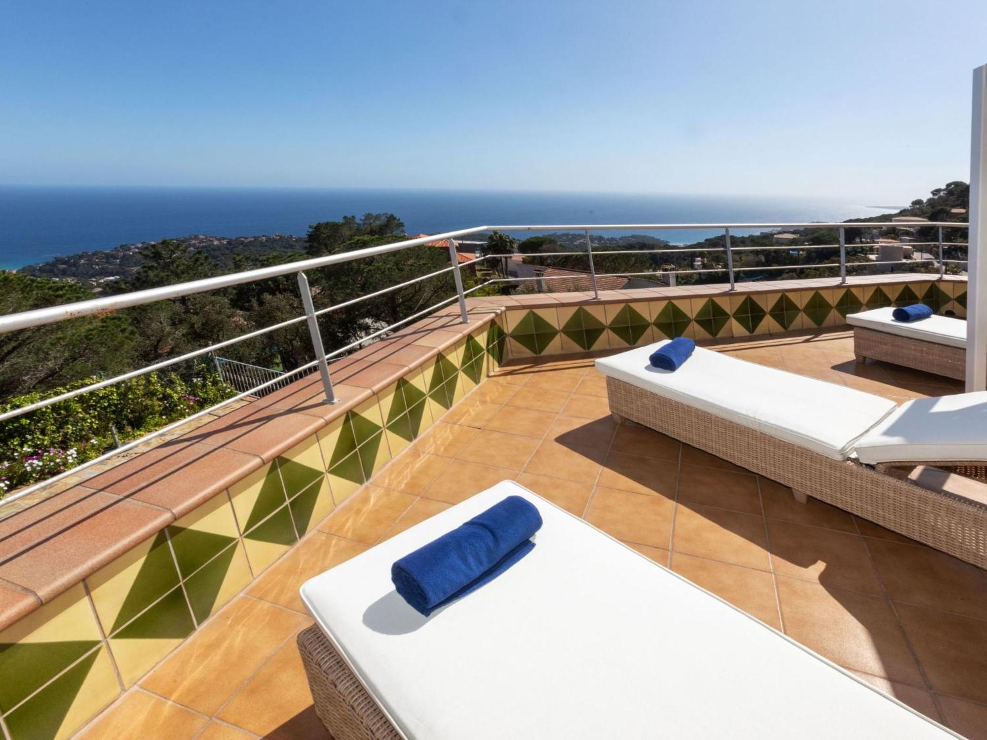 Panorama-2 By Interhome